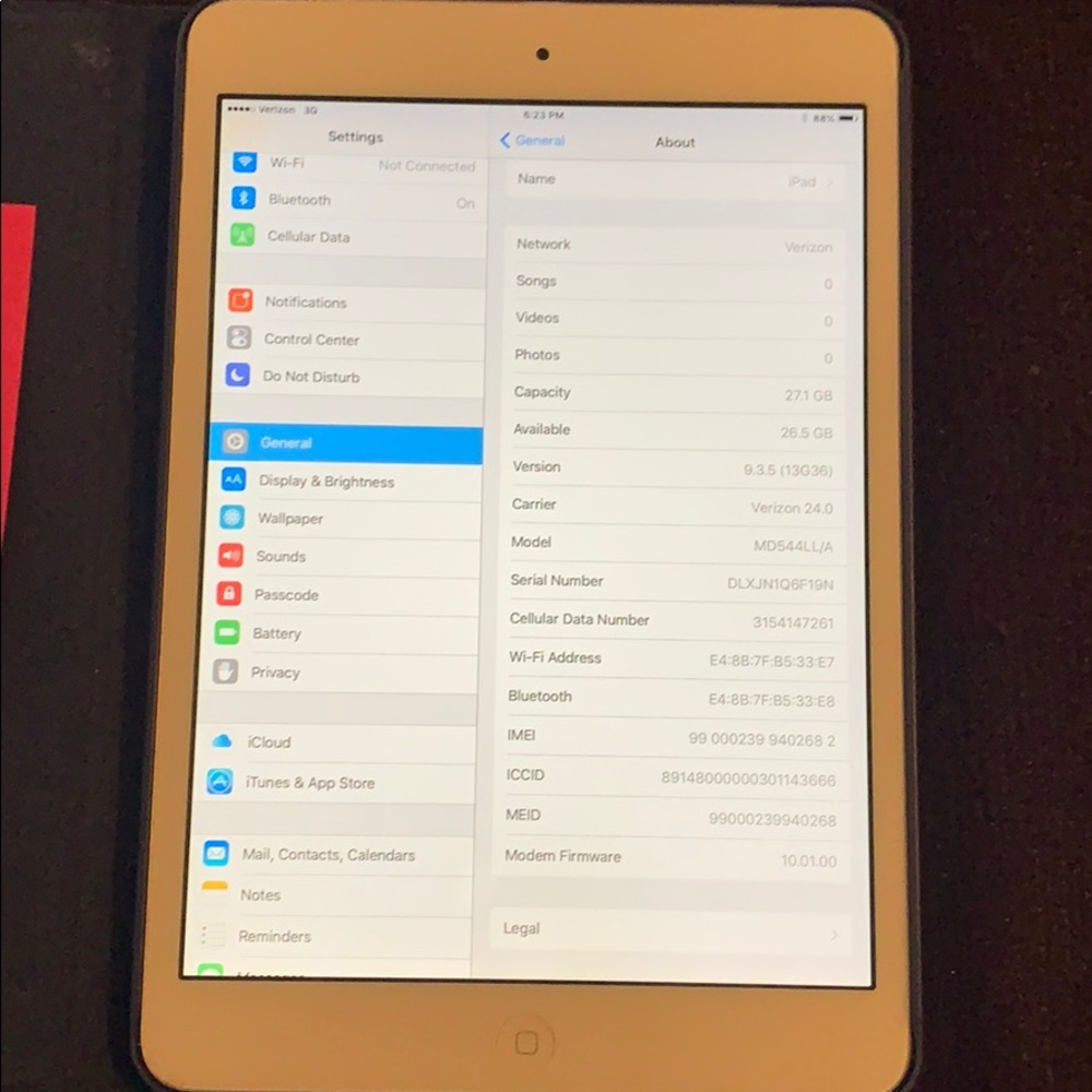 iPad mini 32 gb WiFi/cellular by Verizon